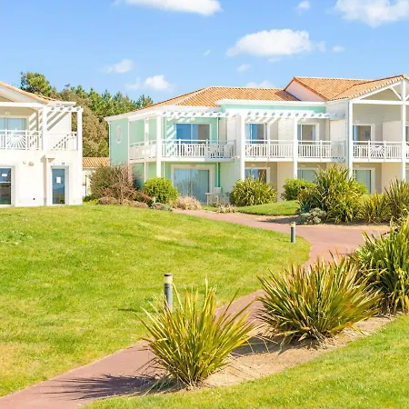 Appartement Cozy Coastal Apartment W Pool
